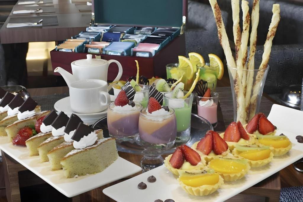 Brits Hotel Karawang Kültér fotó