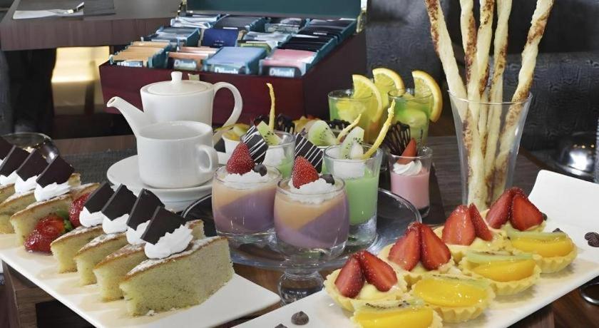 Brits Hotel Karawang Kültér fotó