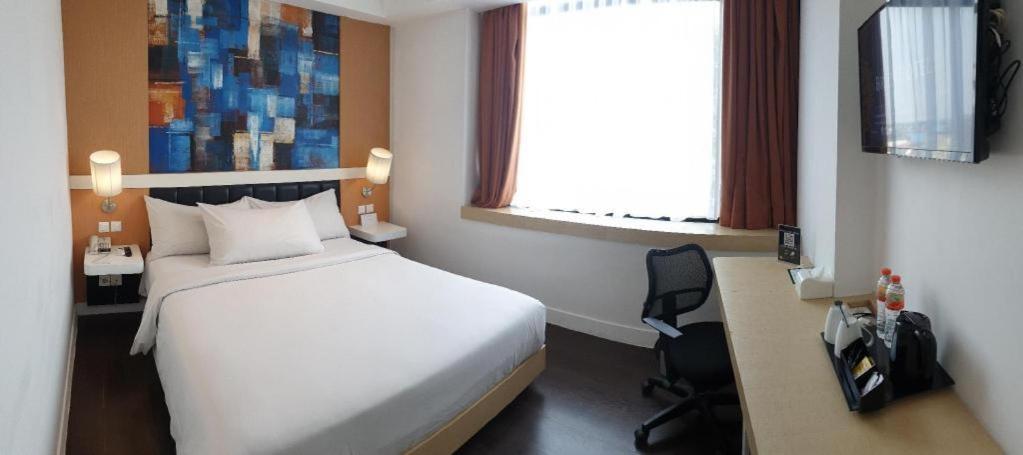 Brits Hotel Karawang Kültér fotó
