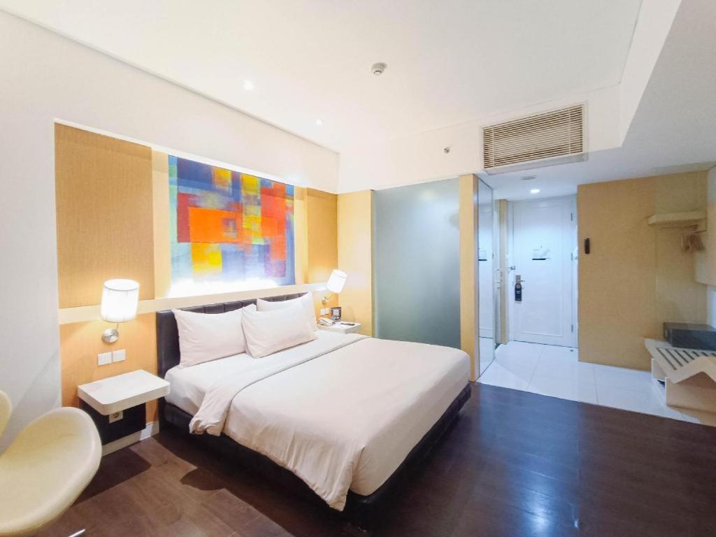 Brits Hotel Karawang Kültér fotó