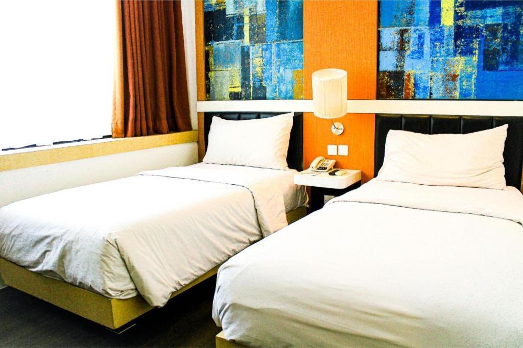 Brits Hotel Karawang Kültér fotó