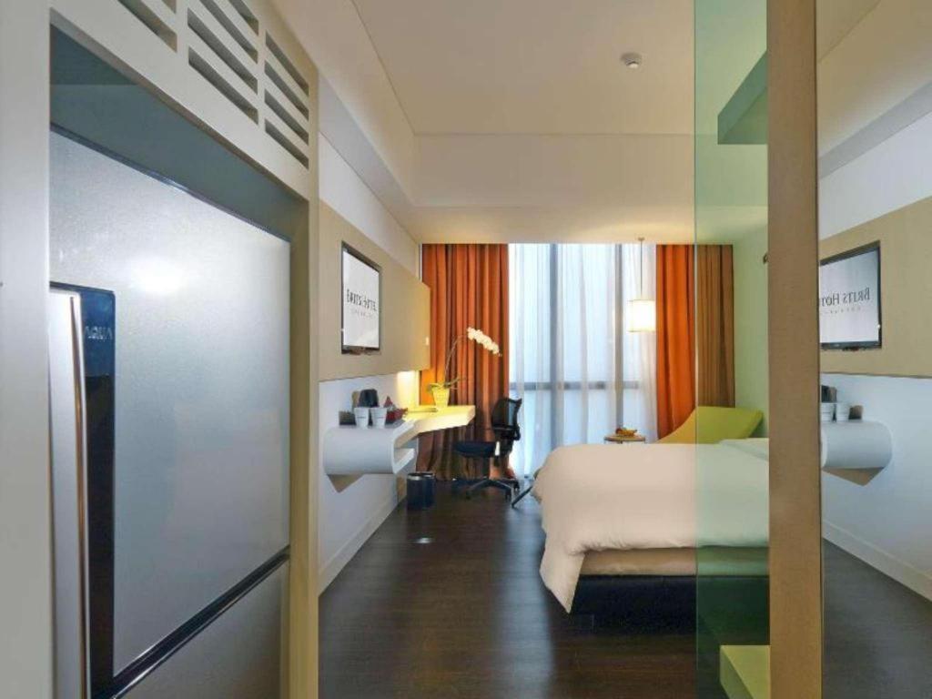 Brits Hotel Karawang Kültér fotó