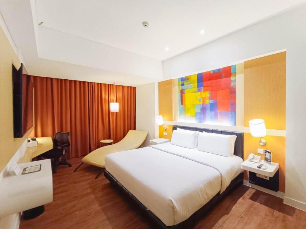 Brits Hotel Karawang Kültér fotó